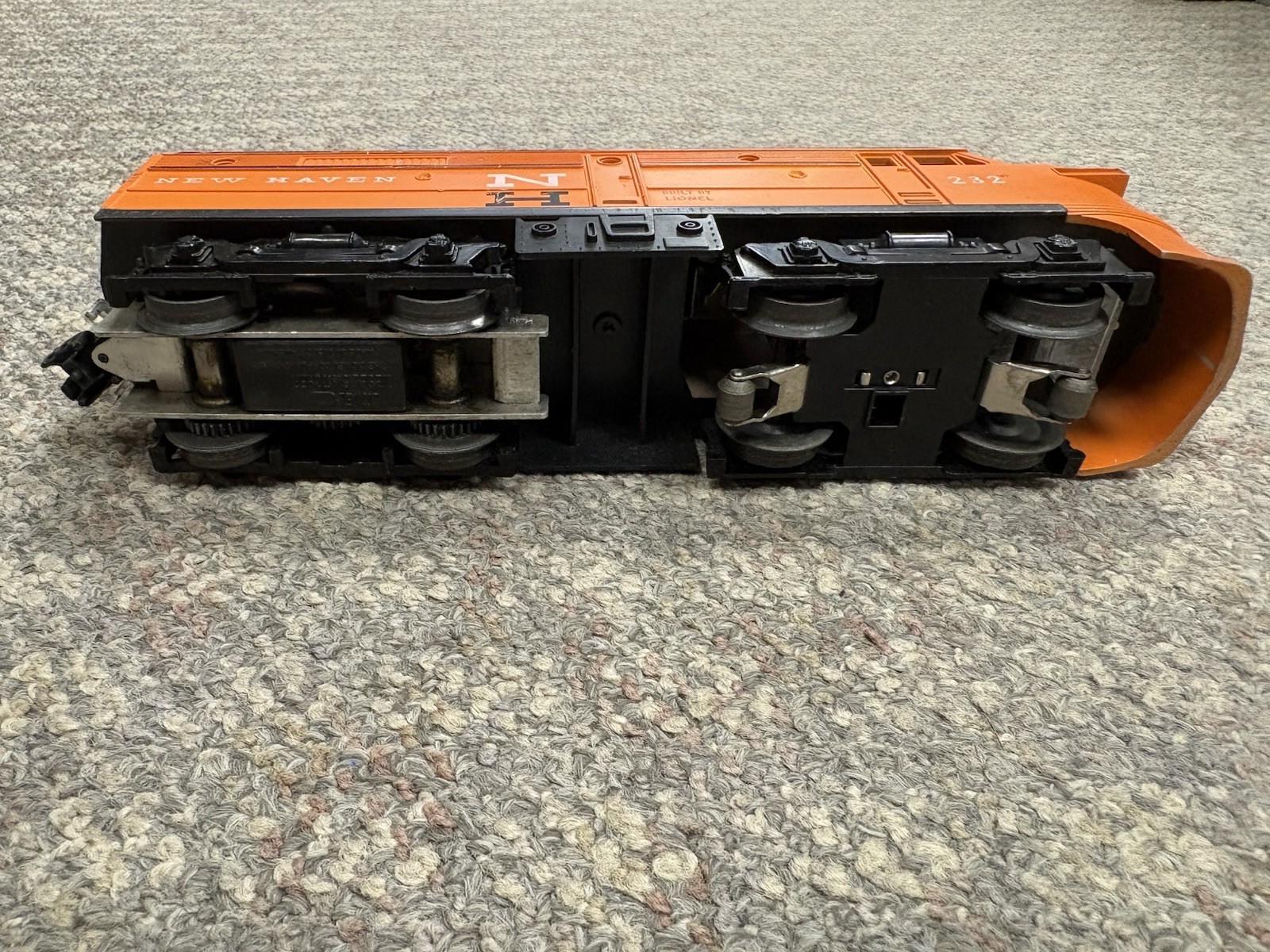 + Lionel Postwar O Gauge New Haven 232 Orange Alco A Unit Diesel Locomotive *SS