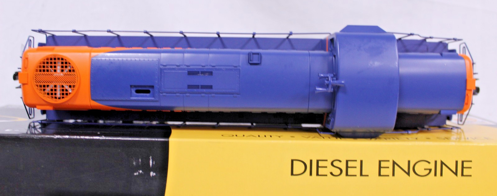 K-Line K2439-1553 Long Island RS-3 Diesel