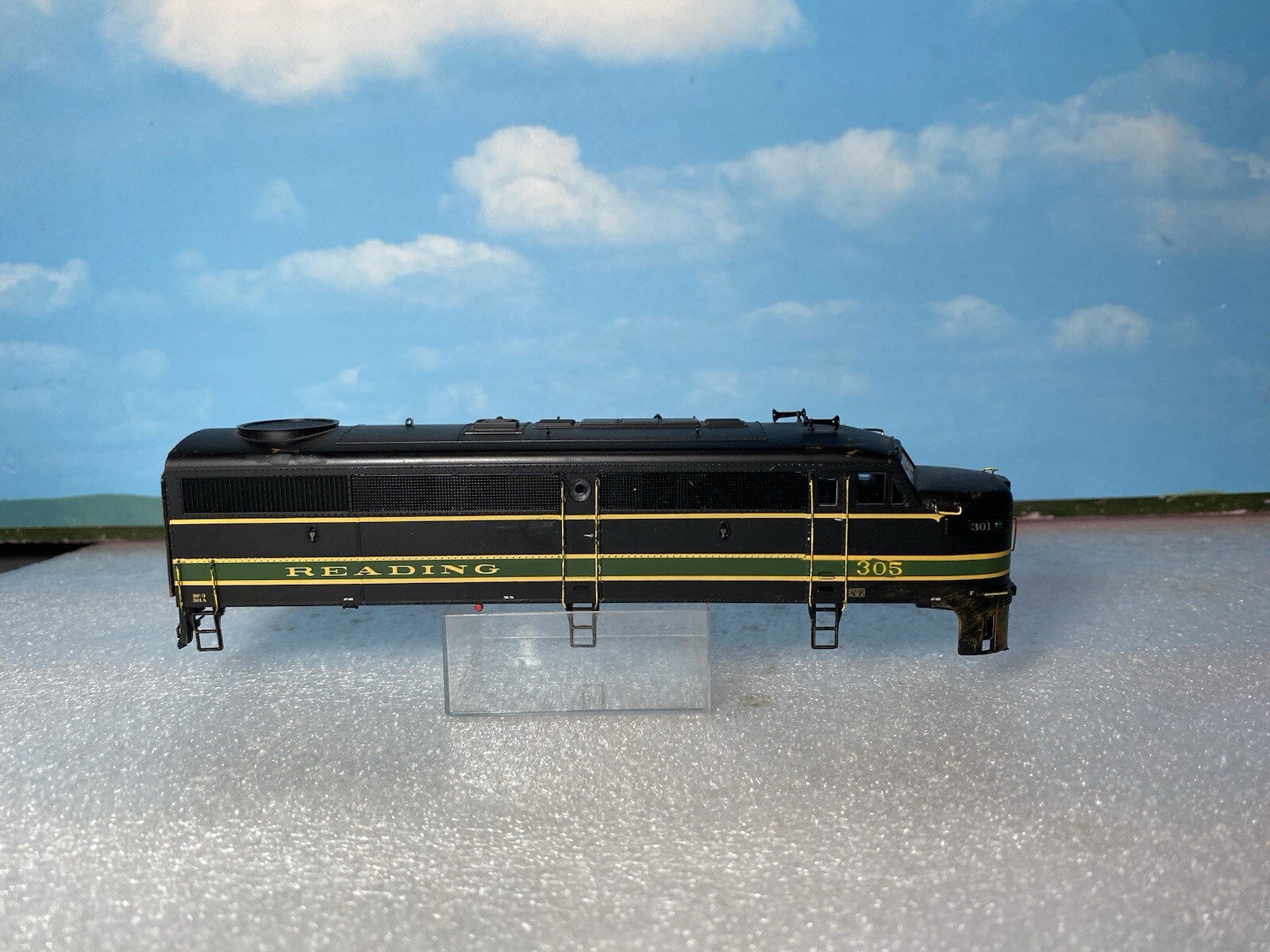 HO MTH Reading Company Alco FA-1 Body Shell Only. RDG** Read**