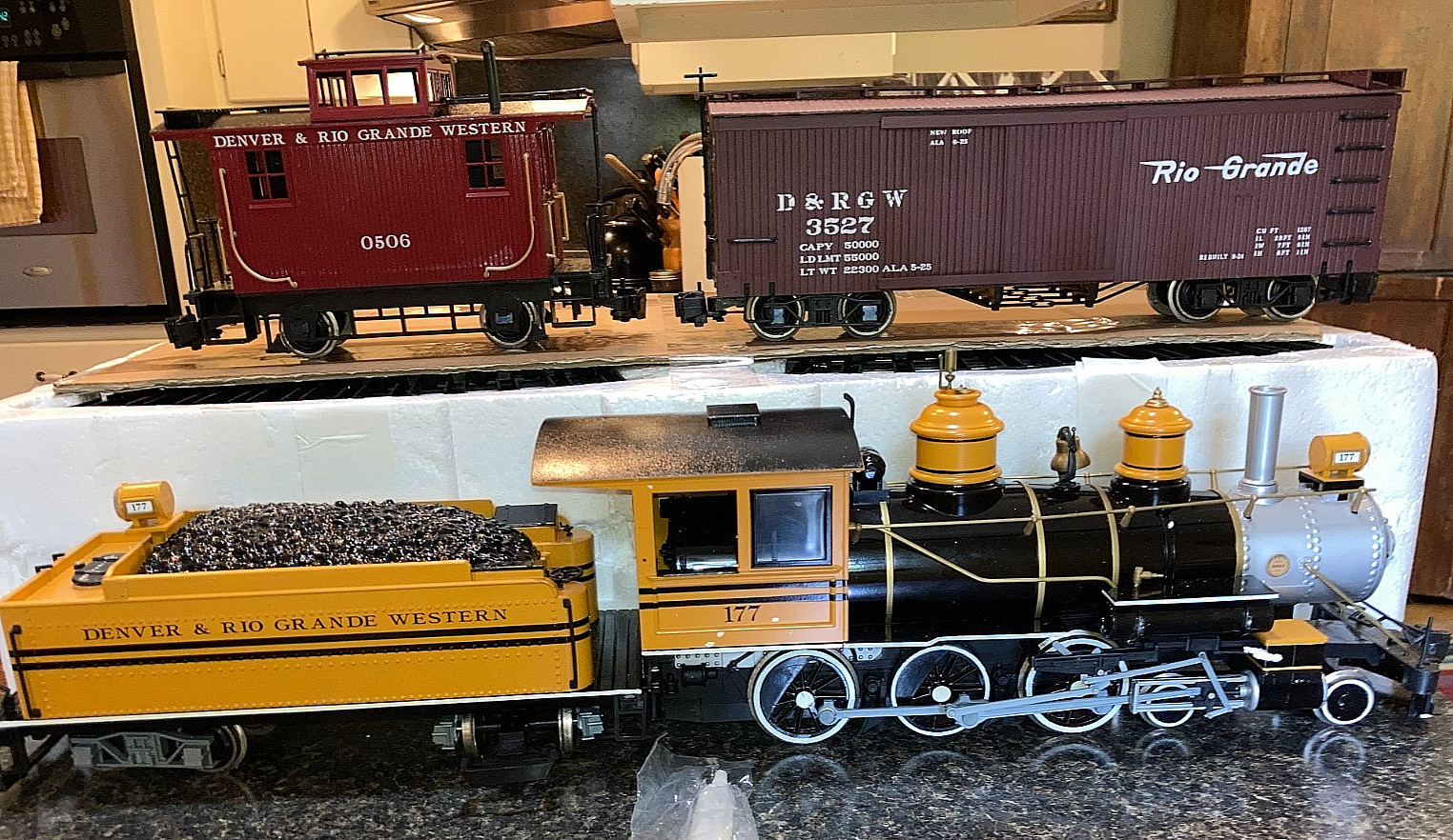 Bachmann “G” Gauge Silverton Flyer Steam Locomotive Freight Set #20141 Runs OB