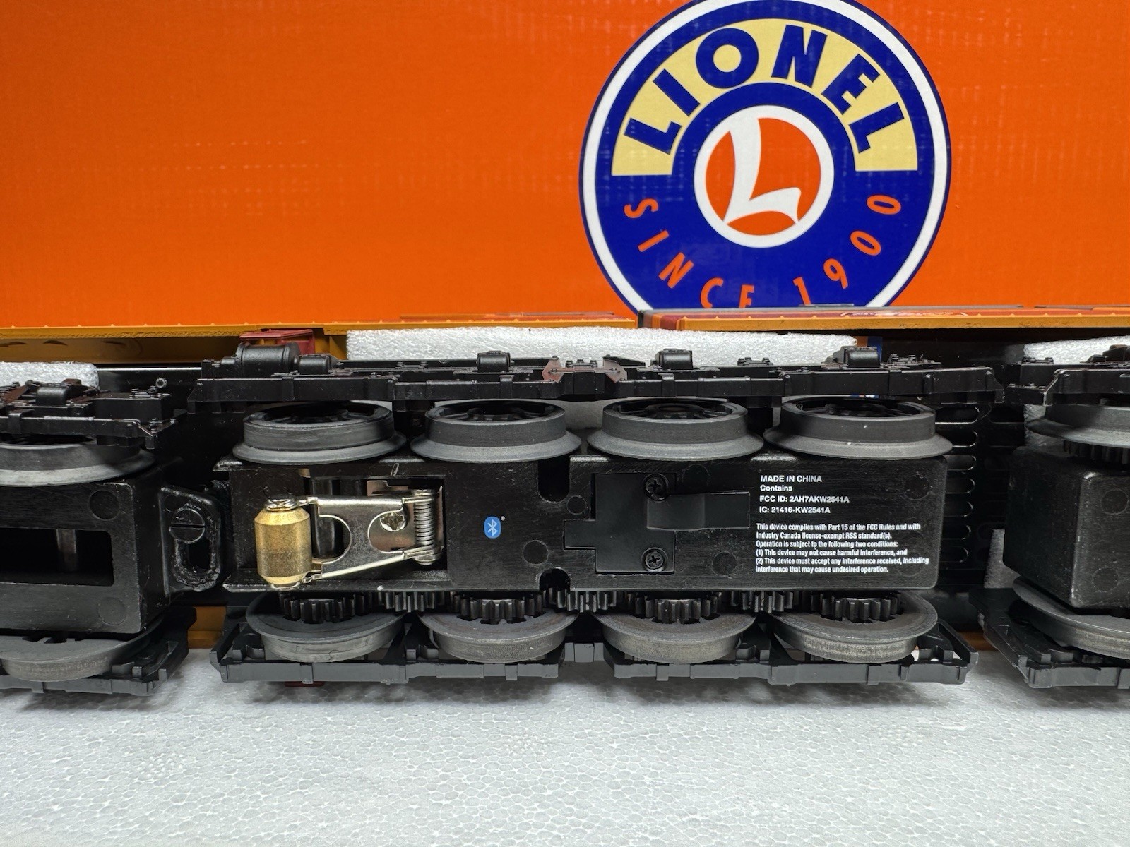 Lionel LEGACY 1933573 Milwaukee Road bipolar electric engine #3 LNIB
