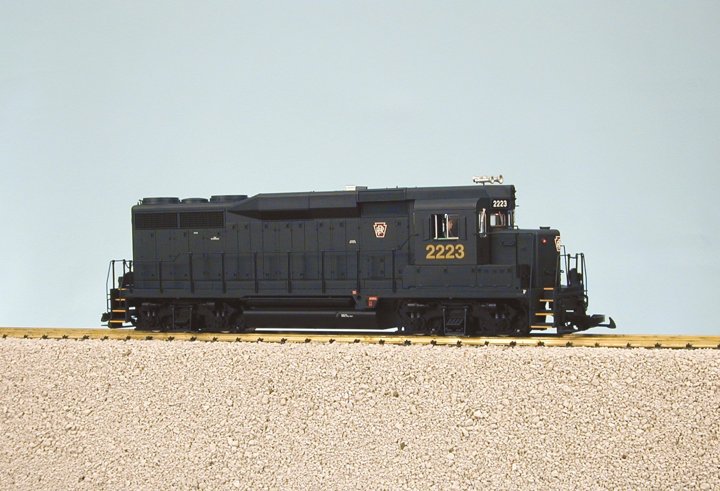 USA Trains 22457 PENNSYLVANIA GP30 BRUNSWICK GREEN#2233