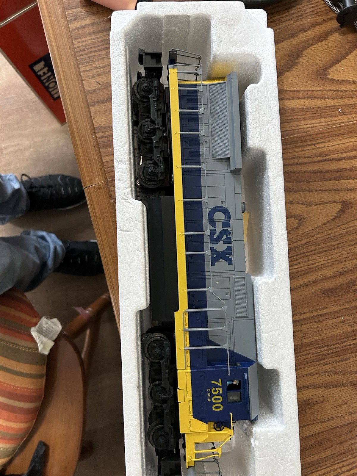 Lionel 6-18214 O Gauge CSX Dash 8 40-C Diesel Locomotive #7500 with Horn LN/Box