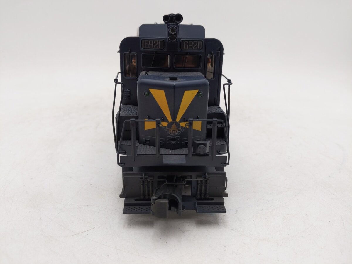 MTH 20-2909-3 O Gauge Baltimore & Ohio GP-30 Diesel Engine (Non-Powered) #6921