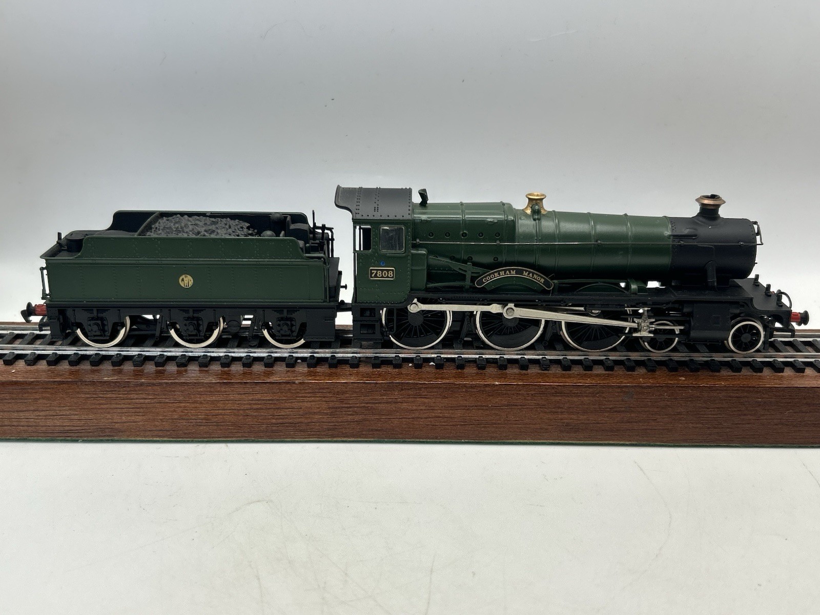 OO Mainline GWR Hall Class 4-6-0 Steam Locomotive ‘Cookham Manor’ – GOOD TESTED