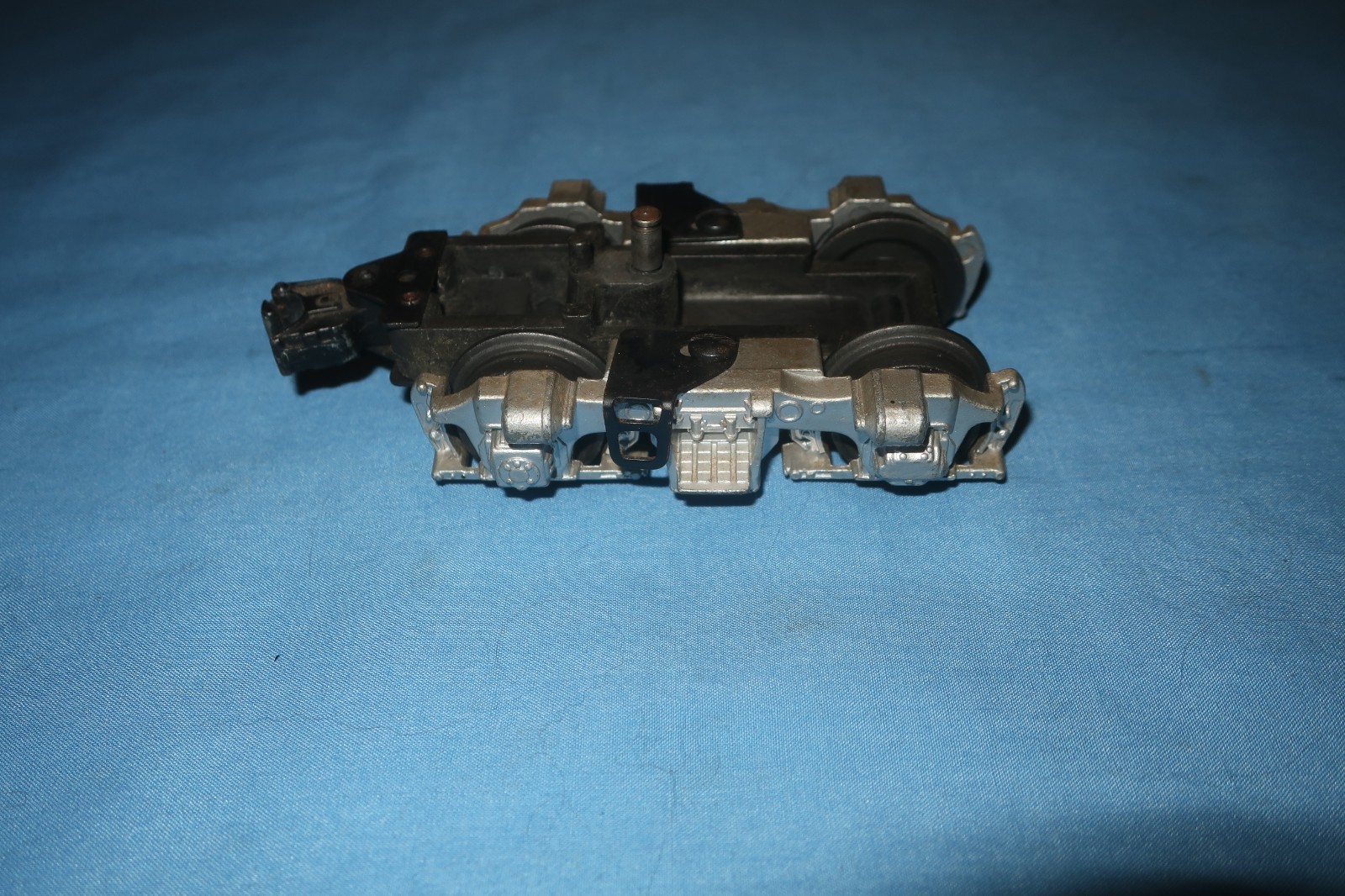 Lionel Postwar F3 Diesel Locomotive Dummy Rear Truck