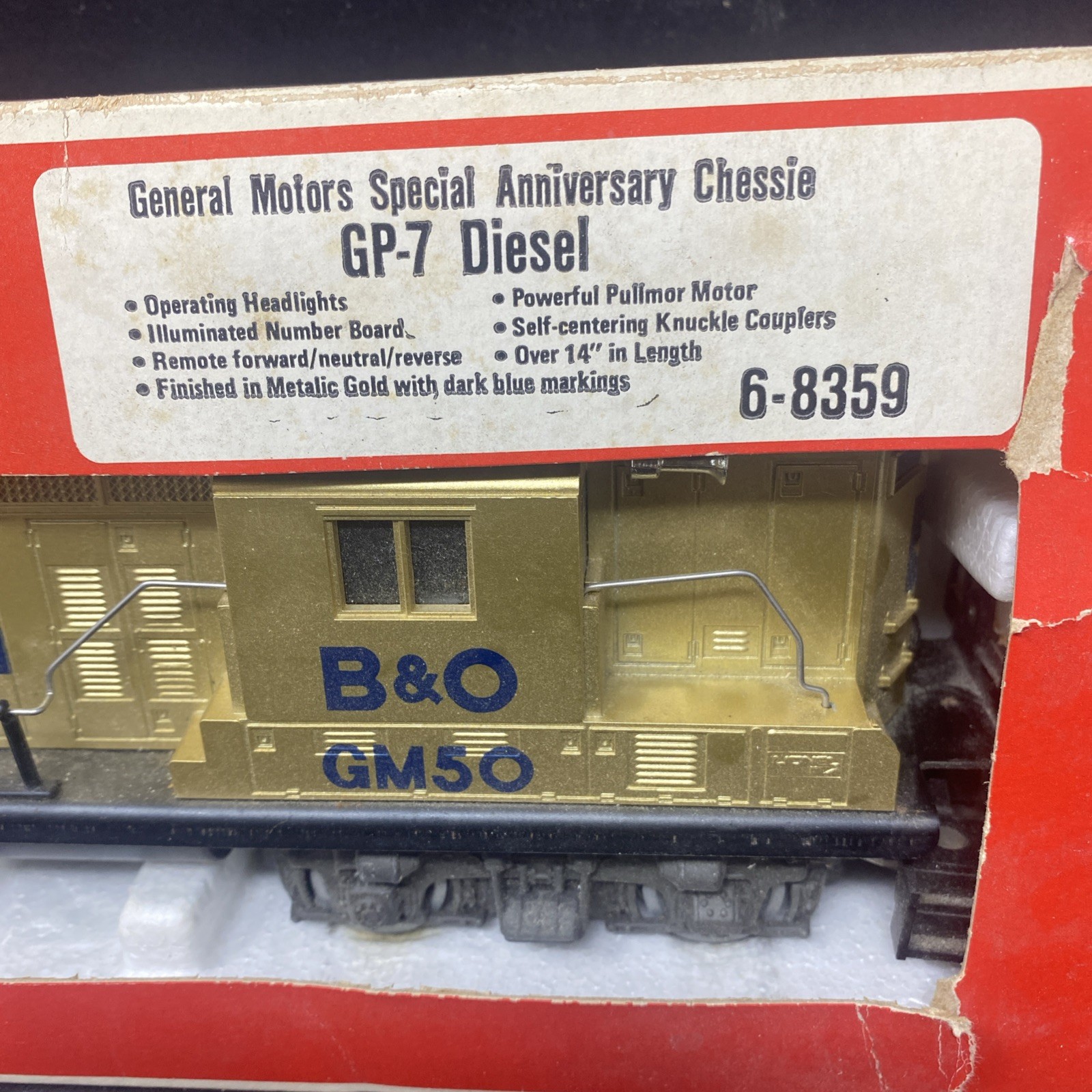 LIONEL 6-8359 General Motors Special Anniversary Chessie GP-7 Diesel