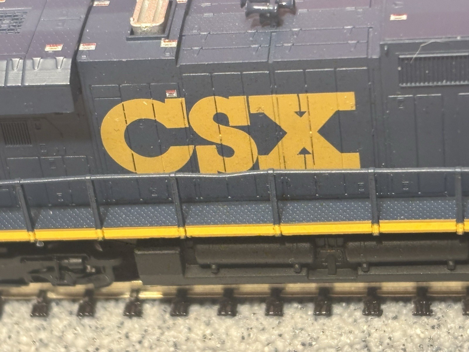 Fox Valley Models N Scale CSX ES44AC Locomotive W/dcc