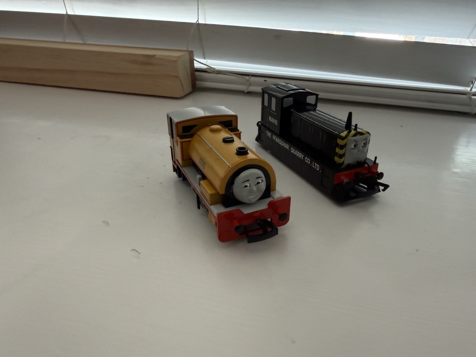 Hornby Bachmann HO OO Thomas & Friends Diesel Locomotives Mavis & Ben Analog