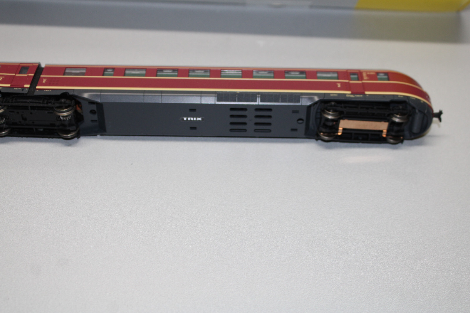 Trix 22025 DCC / SX Digital Railcar Set SVT 04 DB Sound Gauge H0 OVP