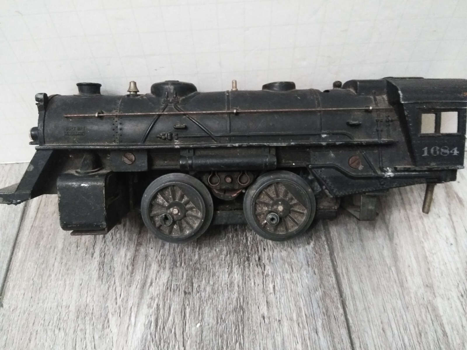 Vintage 1940’s Pre War Lionel 1684 Steam Locomotive Train w/engine (restoration)