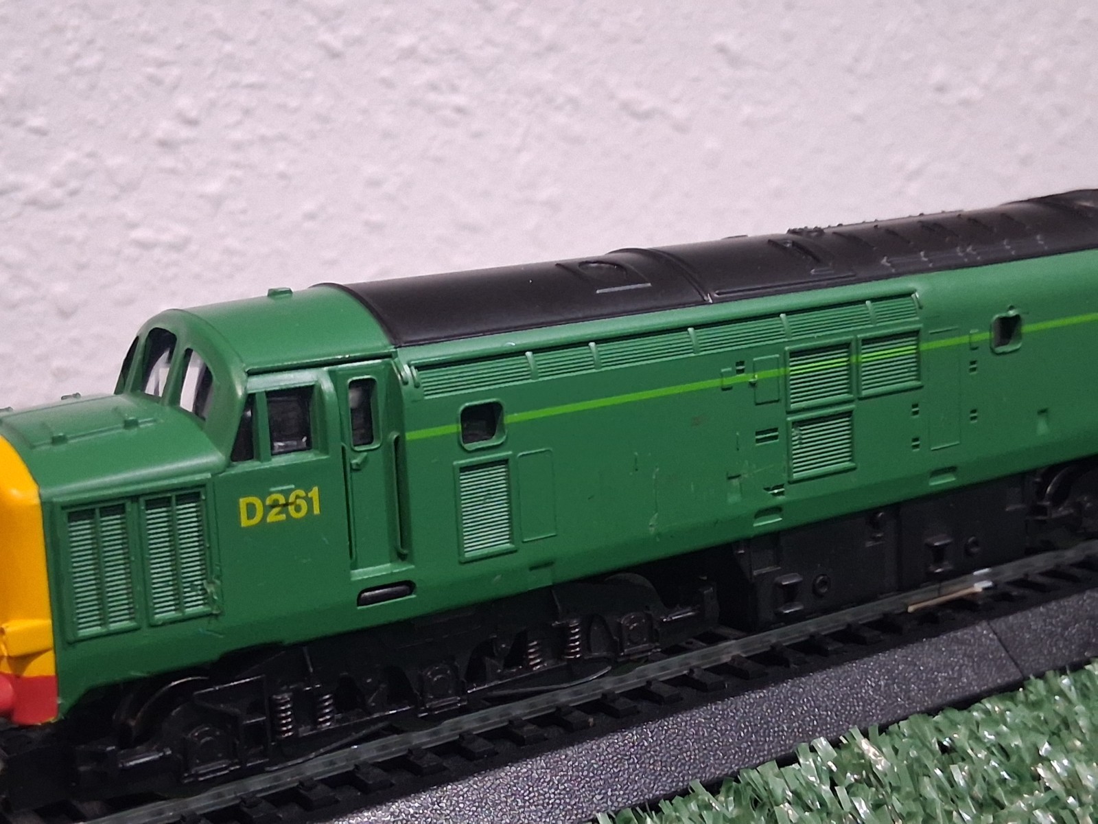 Thomas And Friends Hornby D261 With Tanker HO/OO GAUGE TESTED WORKING RARE!