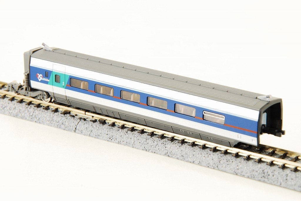KATO N scale TGV 10-909 La Ligne de Coeur France Suisse 6 car set Flaw Condition
