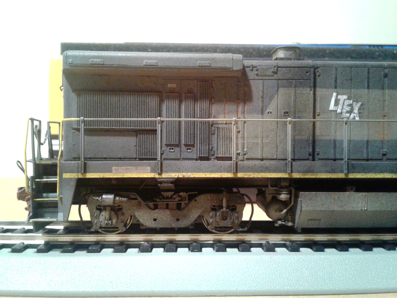 HO SCALE RAPIDO GE B36-7 LTEX LEASE EX. SEABOARD SYSTEM #5925 DCC & SOUND