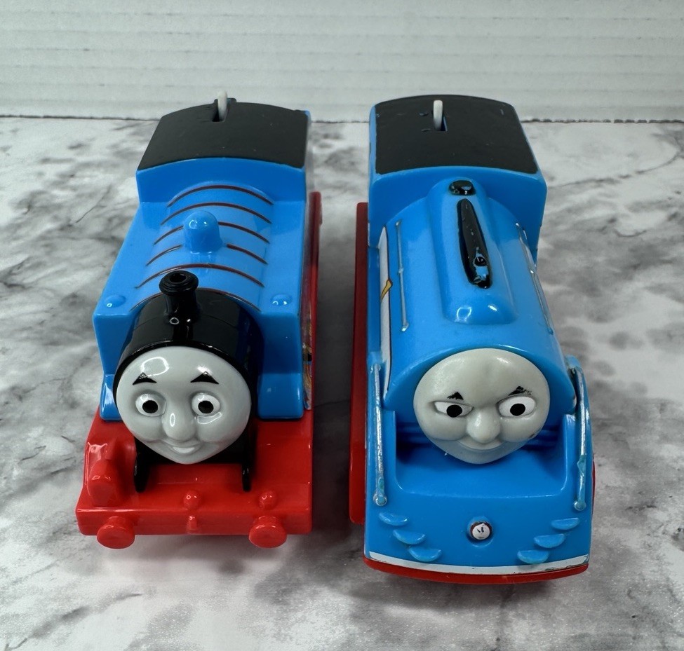 Set Of 2 2013 Trackmaster Mattel Thomas the Train Motorized Train Cars
