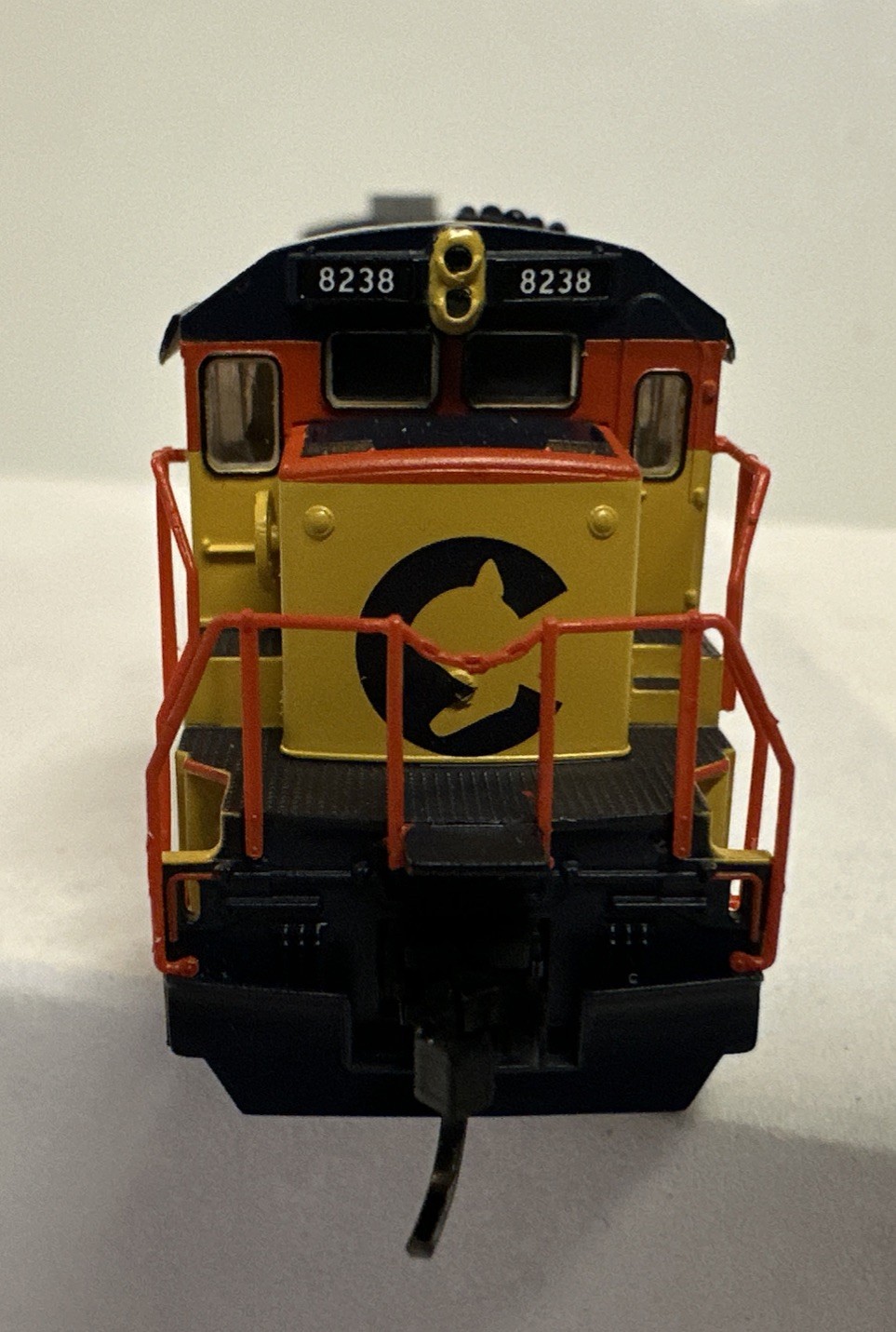 Atlas N Scale C&O Chessie System B30-7 Diesel Locomotive Engine #8238