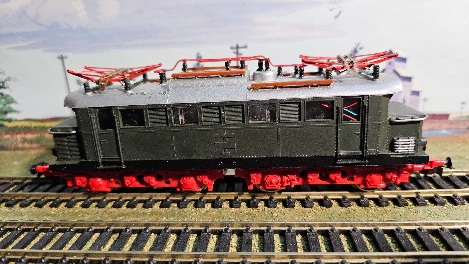 PIKO 6201 DB CLASS BR E44 131 ELECTRIC E-LOK LOCOMOTIVE with TWIN MOTORS & LED’s