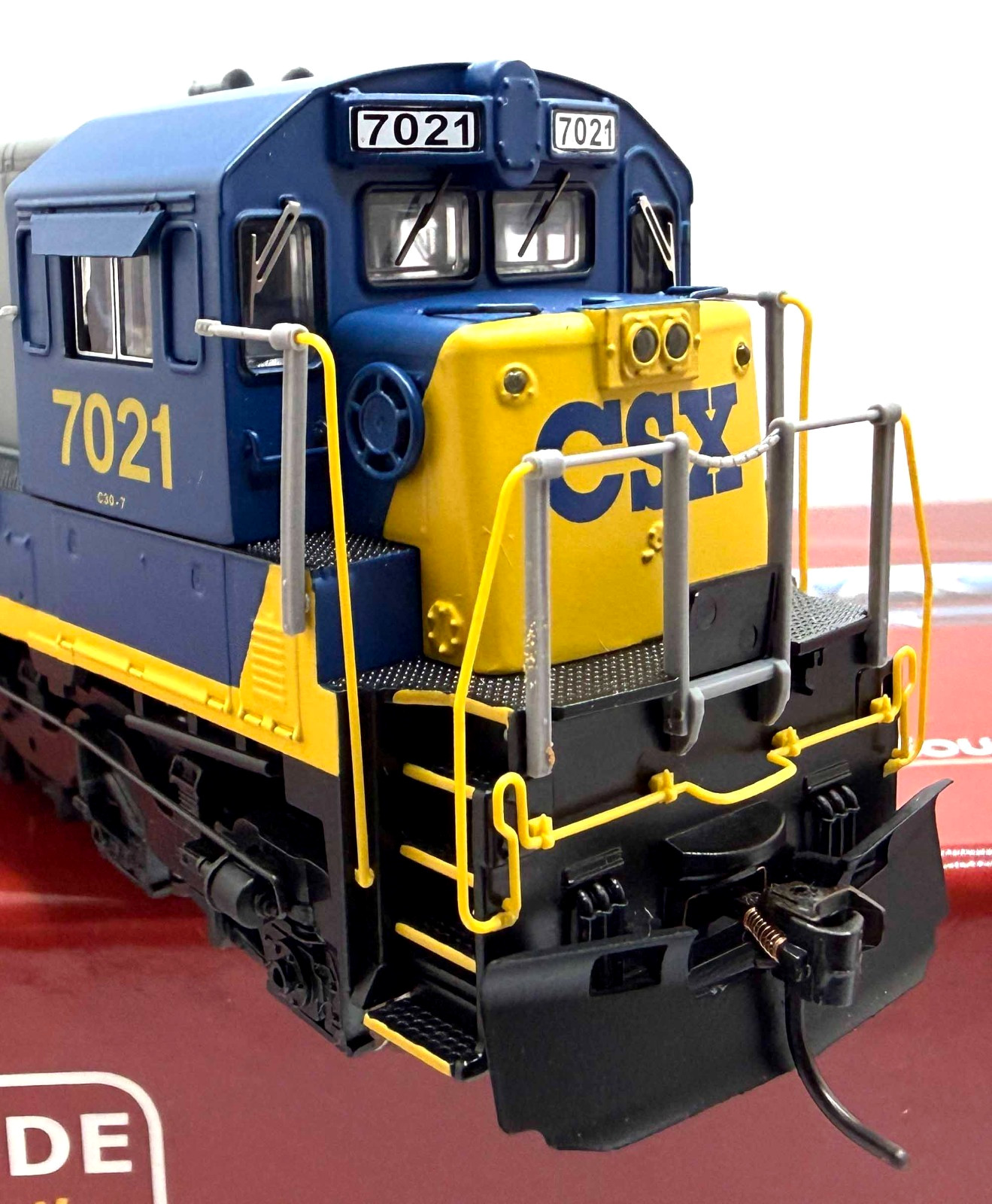HO BROADWAY LIMITED 2447 GE C30-7 CSX # 7021 DC DCC SOUND PARAGON 2