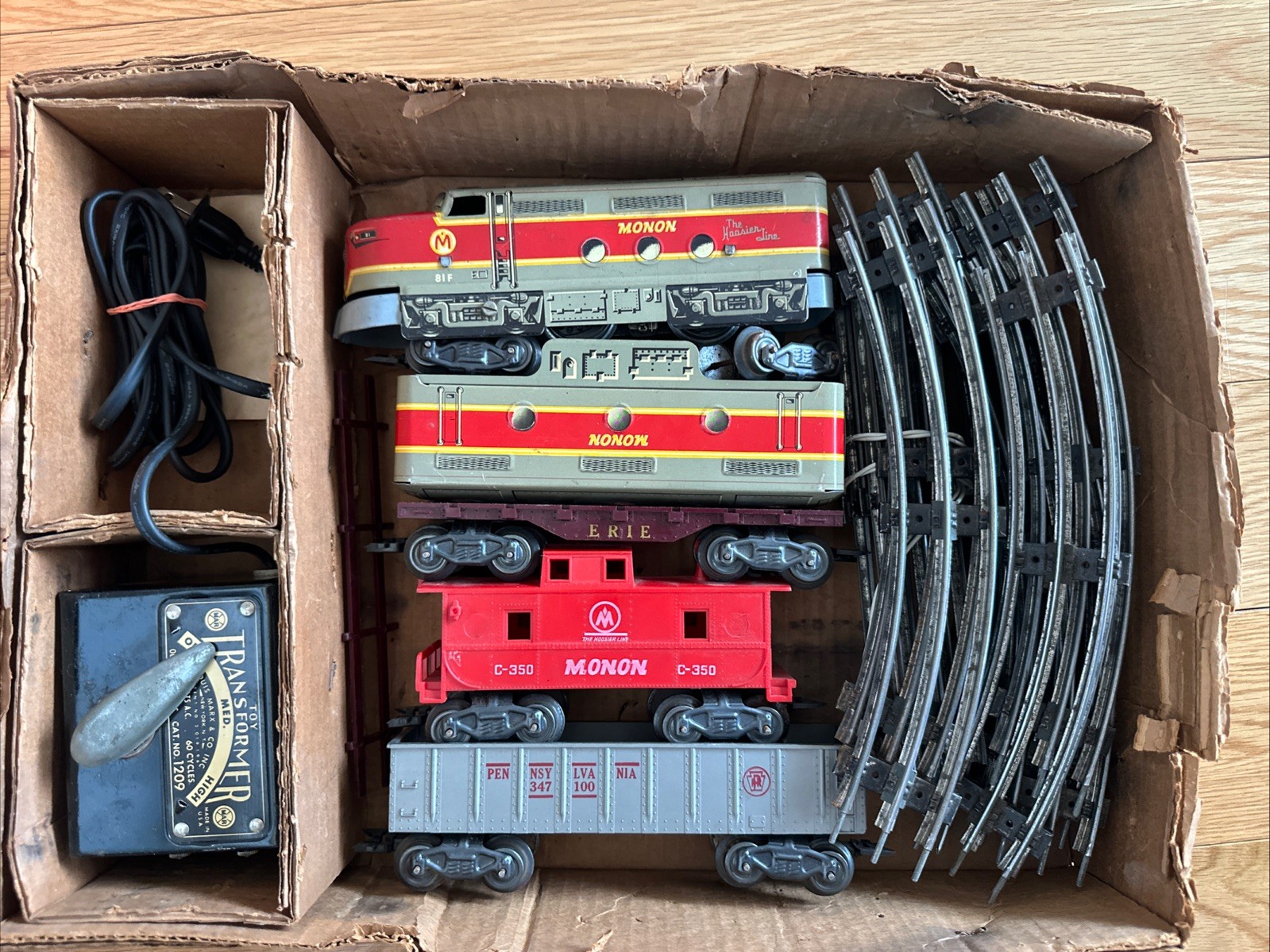 VTG 1950s Louis Marx MONON 81F Diesel Electric Train Set w/ Remote Transformer