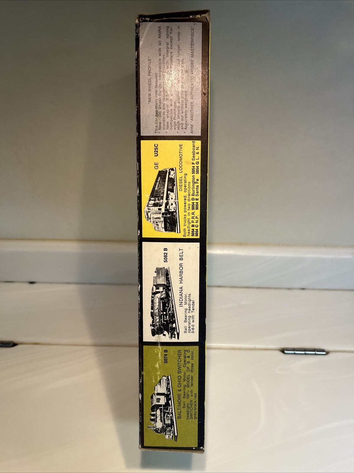 AHM CHICAGO – NORTHWESTERN ALCO CENTURY DIESEL LOCOMOTIVE 424 – 5015C