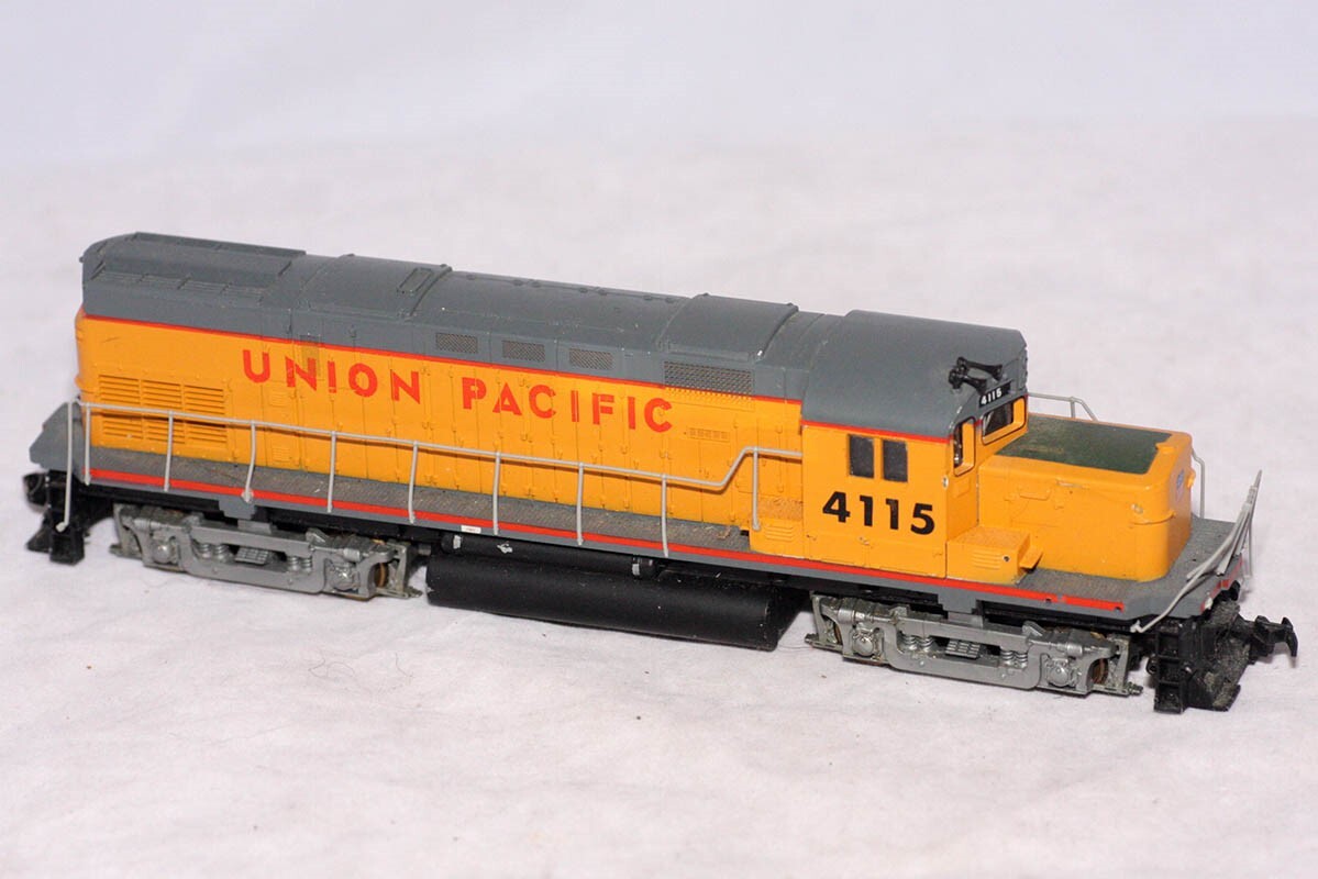 MRC/Lima Union Pacific Ho Scale Alco C420 #4115 Powered Locomotive