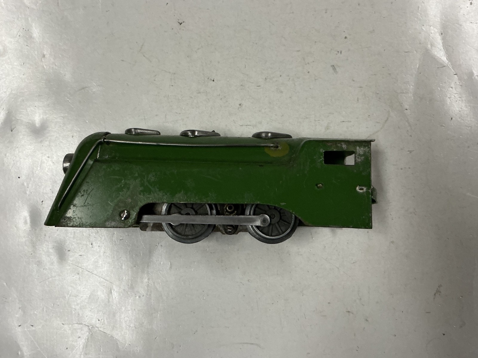 Marx 0 Gauge: Commodore Vanderbilt Rare Pea Green swing peg w/ manual motor