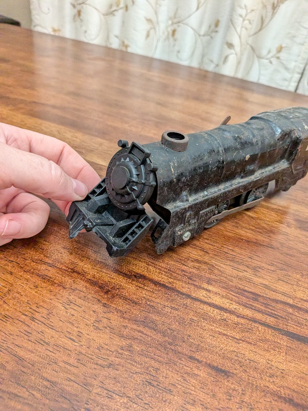 Vintage Marx Pressed Metal Locomotive Train Engine 8.5 O Gauge 1:48