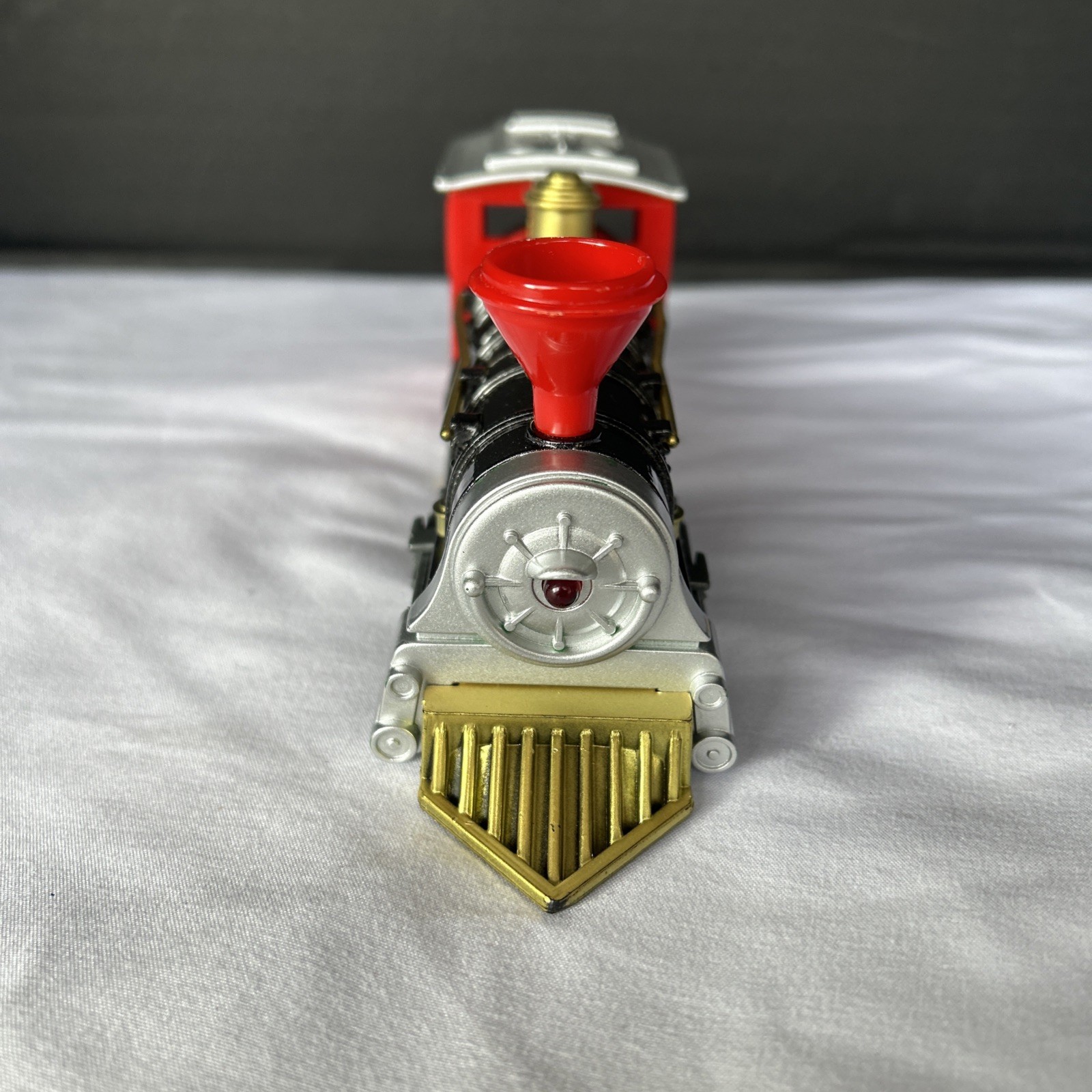 Vintage ToySmith 7042 Pull Back Train Locomotive Toy Red Black Gold 08/13/325