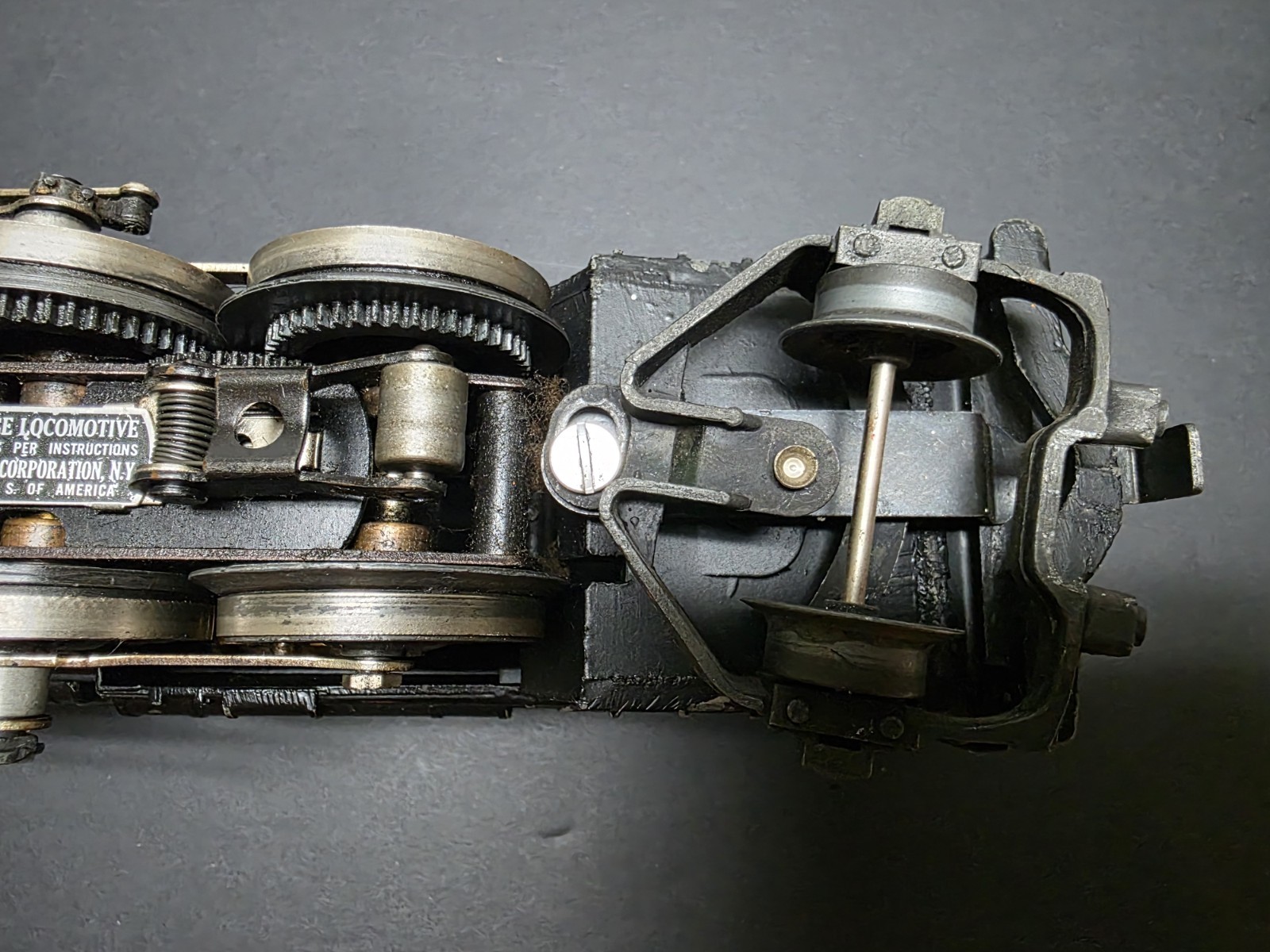 LIONEL STEAM LOCOMOTIVE #675 ENGINE 2-6-2 O SCALE POSTWAR