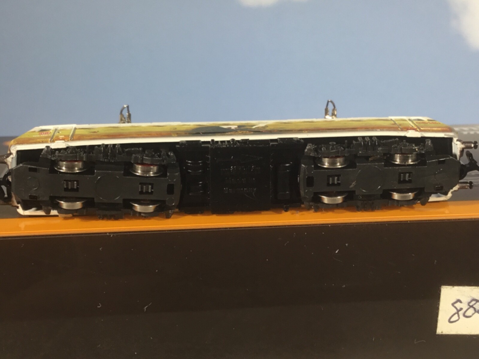 Marklin Mini Club No. 88532 Z DB BR120 Locomotive w/ Artwork by Tuen Hocks 1998