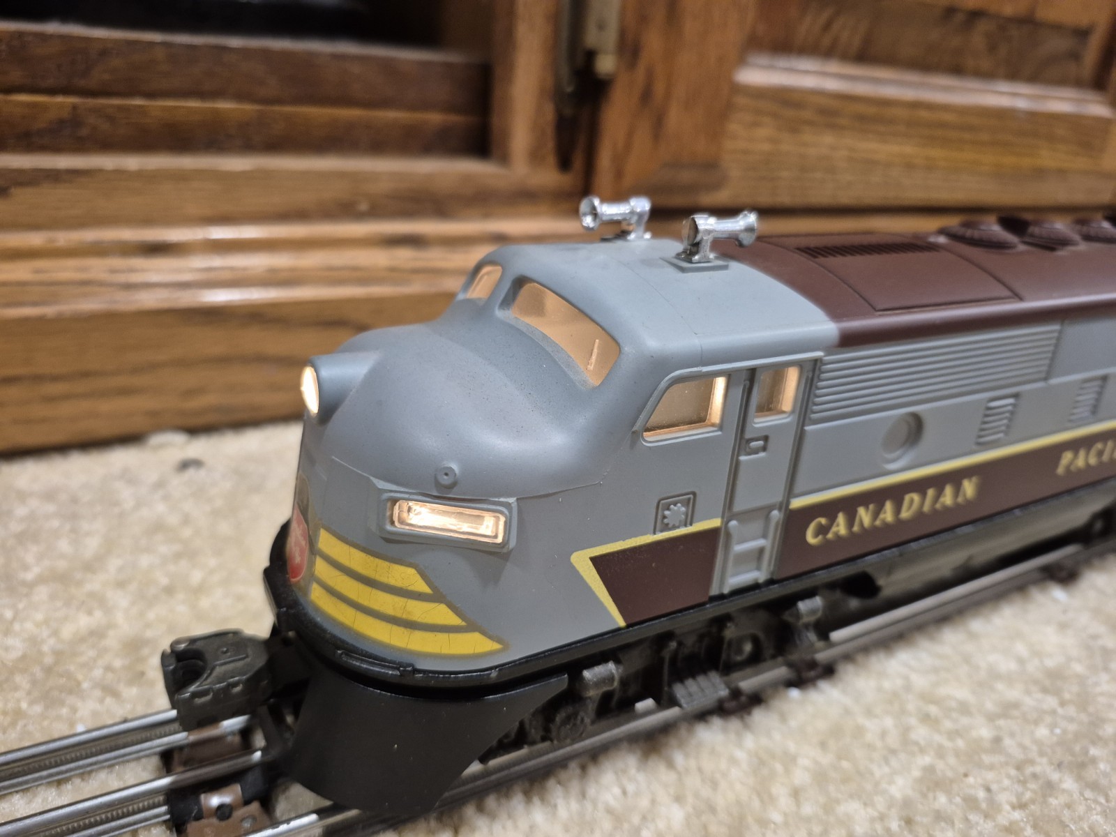 Lionel O Gauge 6-8366 Canadian Pacific F-3 Dummy A Diesel