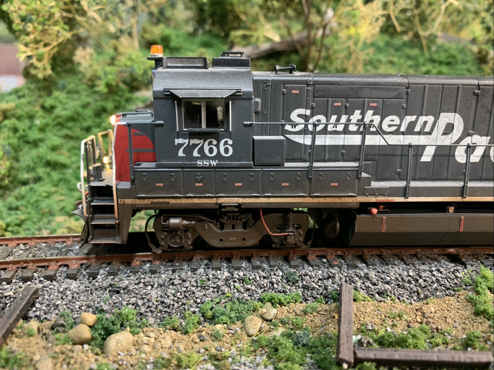 RAPIDO 18568 GE B36-7 SP SOUTHERN PACIFIC #7766 DCC/SOUND Weathered SP UP
