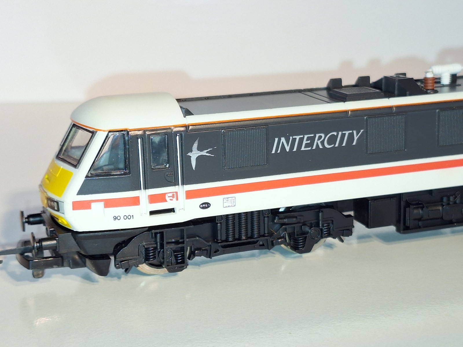 Hornby R242 BR Class 90 Intercity Loco. New Old Stock. Mint Cond. Boxed.OO Scale