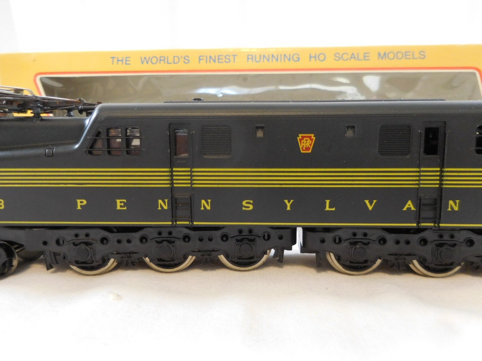 HO Scale IHC Brunswick Green Pennsylvania Dual Drive GG-1 M9301