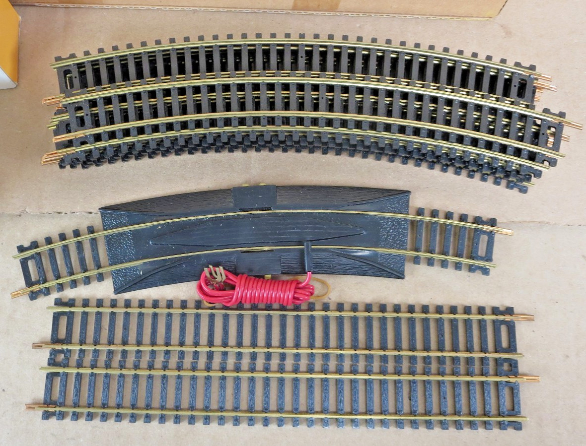 Bachmann 40-140 John Bull Train Set. New Very Old Stock. HO Runs Great.