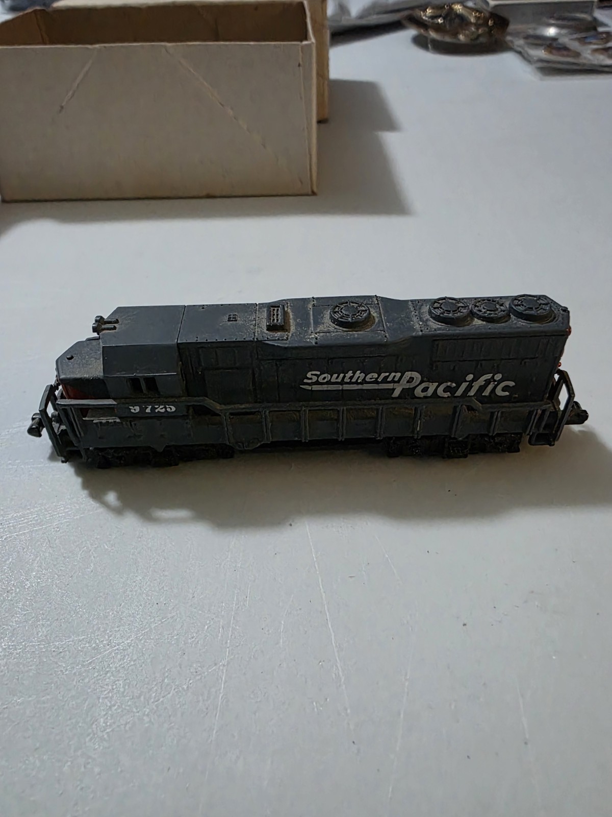 Southern Pacific Locomotive #9725 Model Train No 418 Dummy Replica