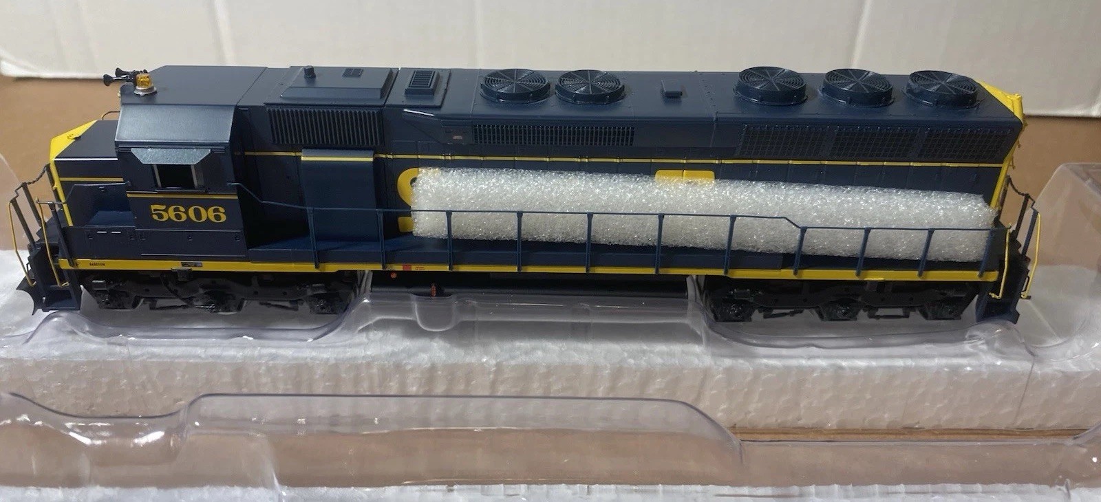Athearn 95398 Santa Fe SD45 Engine Locomotive-New -Tested-Runs – DCC READY