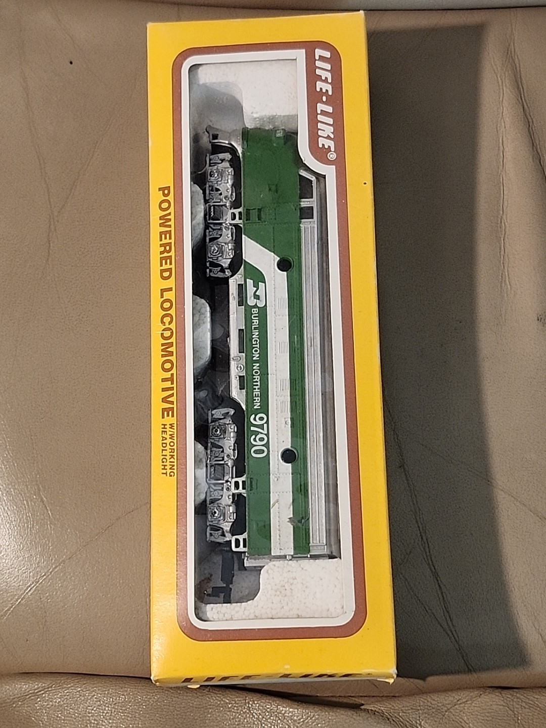 Used Life-Like 8326 HO Demo FB2 Diesel Engine #1602B (Non-Powered) w/Box