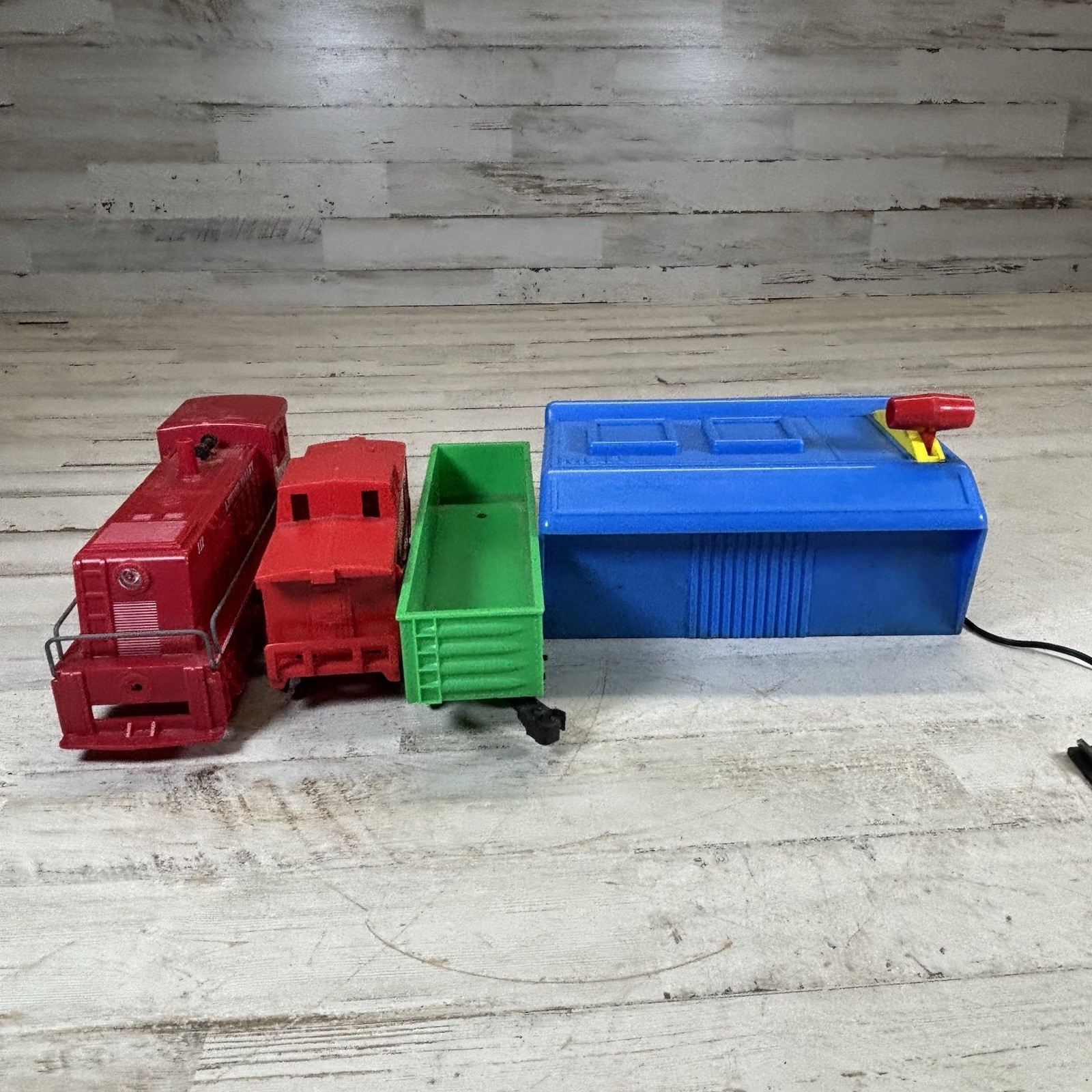 Marx Lehigh Valley Battery Operated Train Set NYC Gondola Caboose Transformer 80