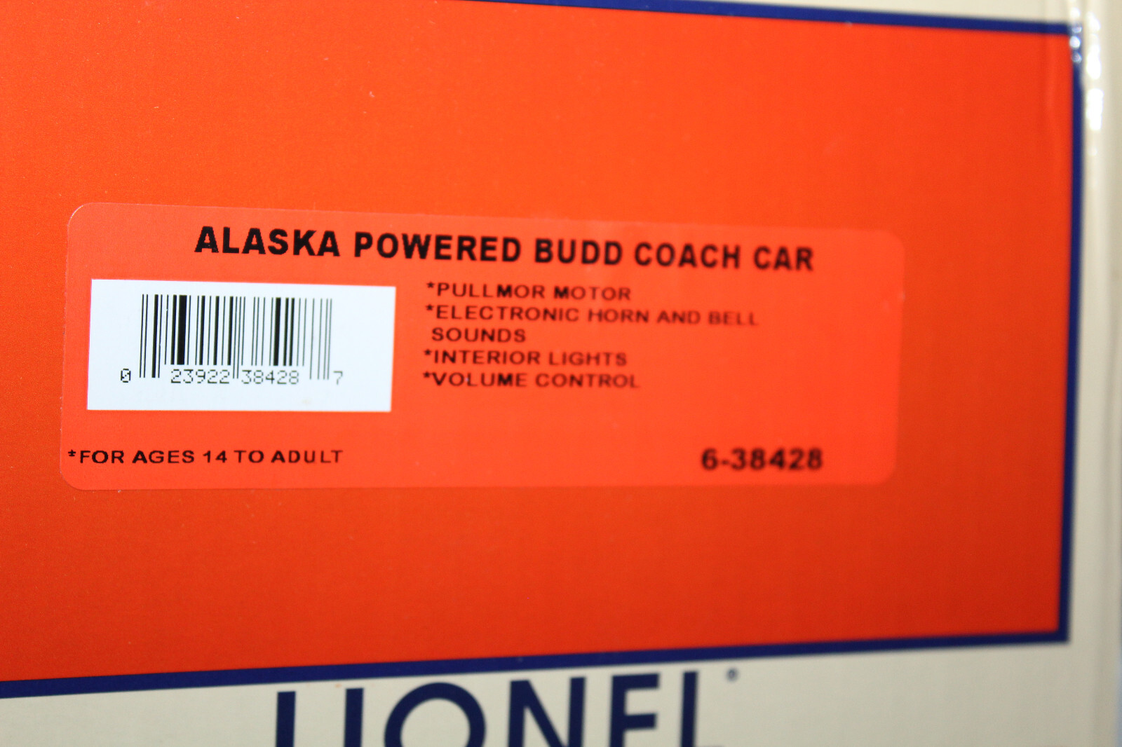 LIONEL #38428 ALASKA POWERED COACH CAR