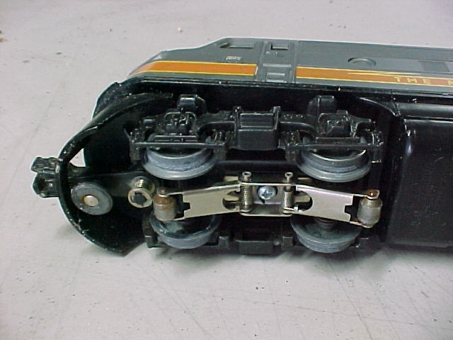 Lionel 6-8557 O Milwaukee Road F3 A Non-Powered Diesel Locomotive #8557