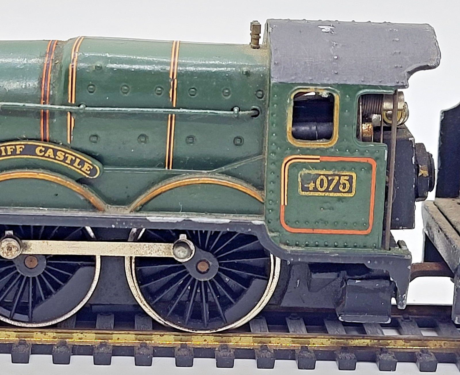 G+R Wrenn Diecast Steam Locomotive + Tender HO Gauge, British Railways 9402, EX