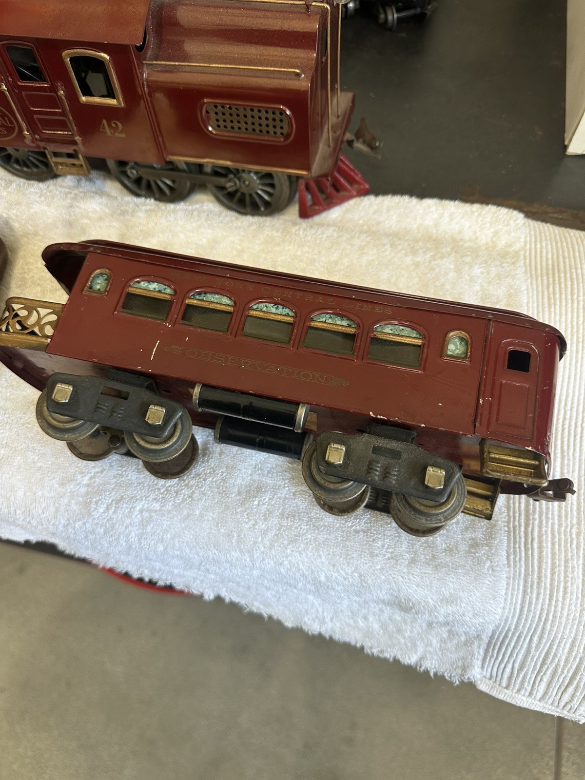 Prewar Lionel Standard Gauge No. 42 Electric Locomotive No. 35 & 36 Cars Runs
