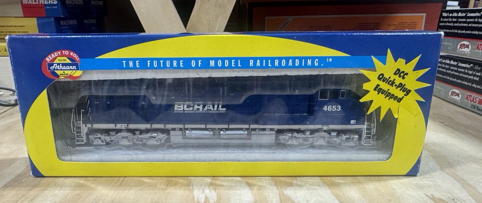 Athearn 80883 HO BC Rail Dash 9-44CW Rd #4653 New! DCC Ready