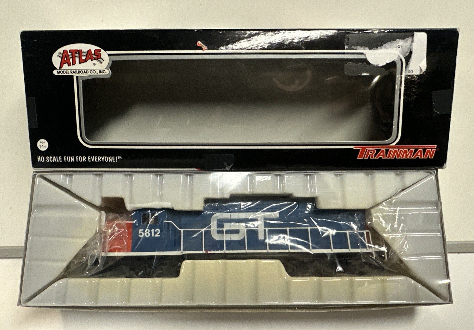 Atlas HO Scale GT Grand Trunk Western GP38-2 Diesel Locomotive Engine #5812