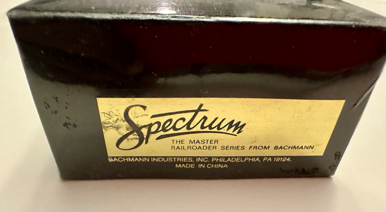 BACHMANN SPECTRUM # 86025 HO GE DASH 8-40CW DIESEL UNION PACIFIC # 9375