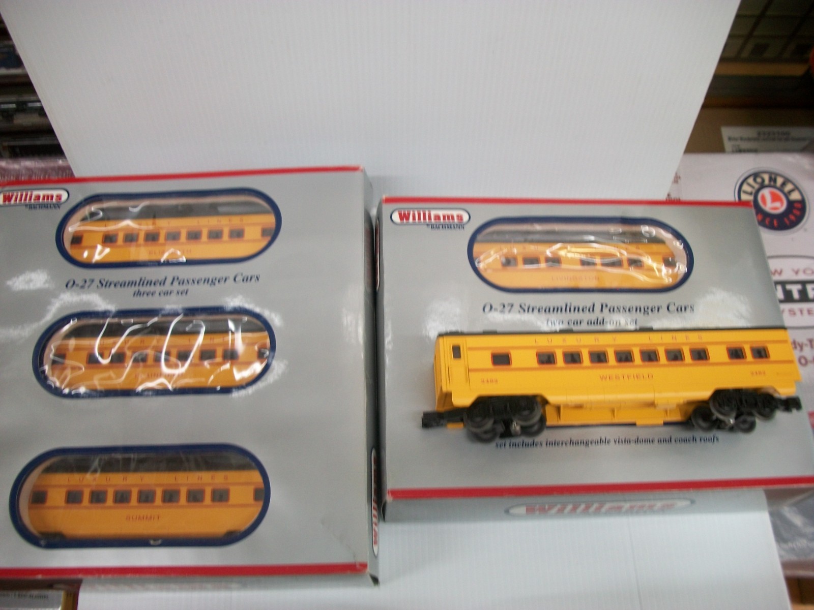 WILLIAMS O ” UNION PACIFIC GP-9 ,& 5 PASSENGER CARS (11″) BOXED ” LOT # 46600