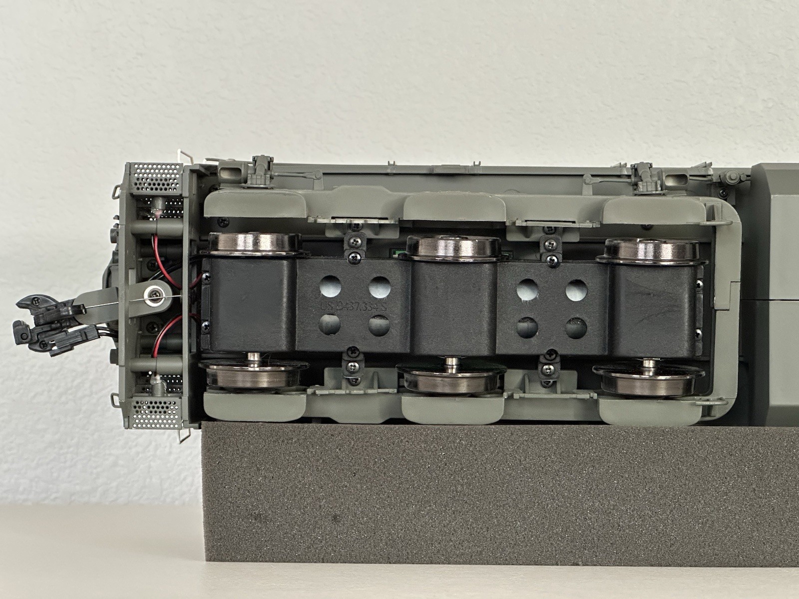 Aristo-Craft Union Pacific “Original Scheme” Dash-9 #9600 ART-23004-B (see note)