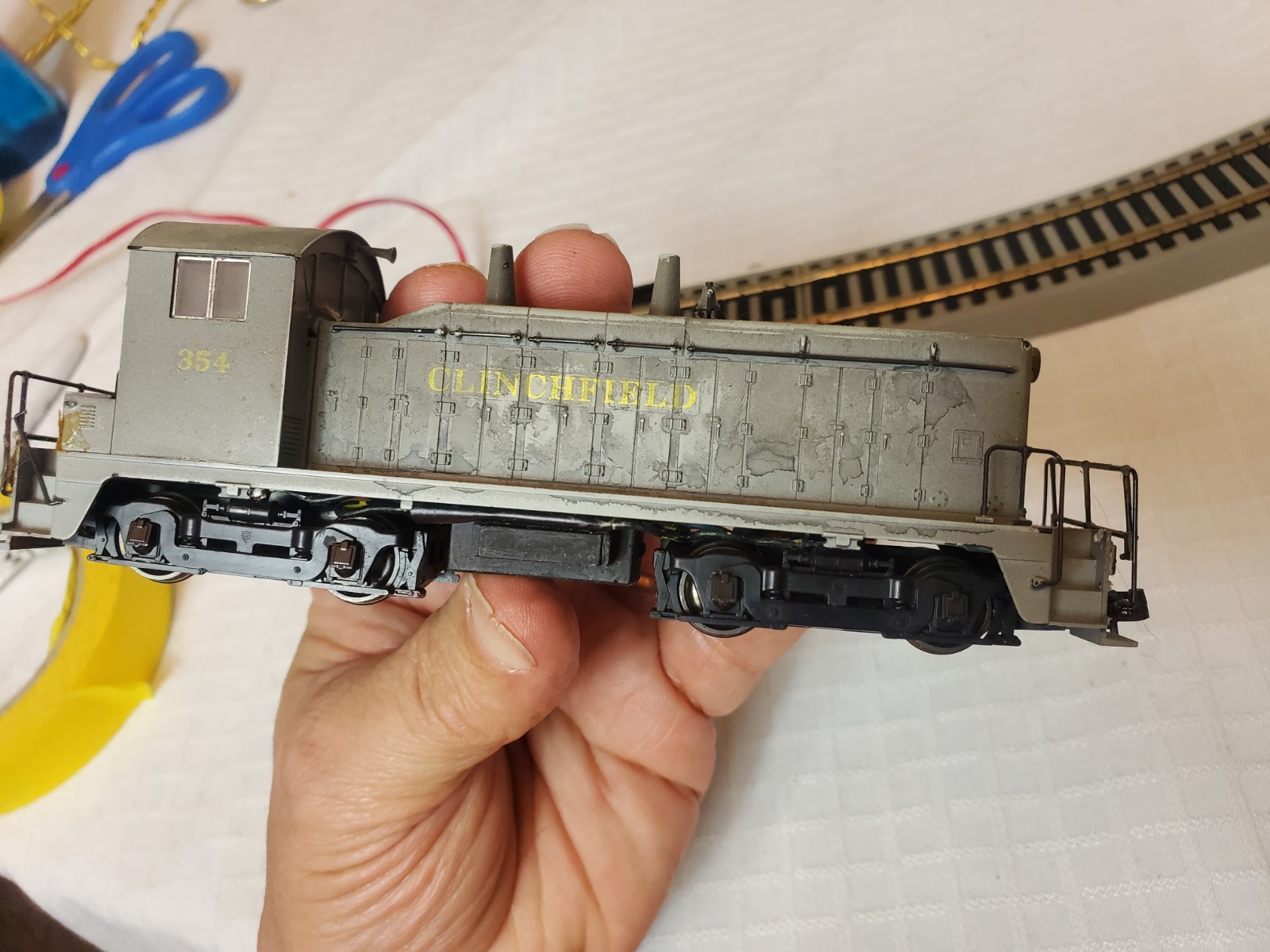 Clinchfield HO Scale SW7 Switcher, Brand Unknown, Runs Great