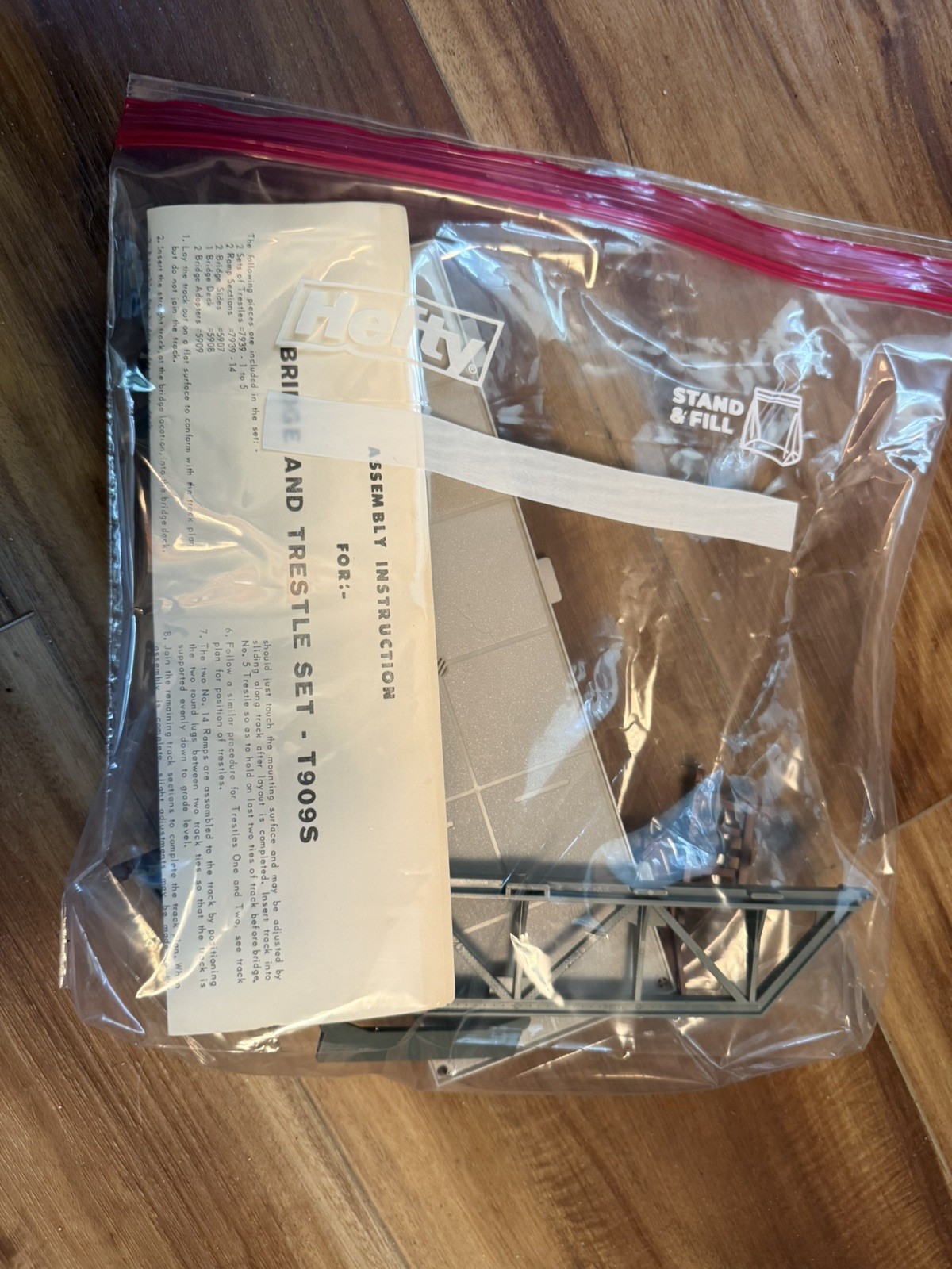 Tyco Train Set-Virginian Locomotive, Boxcar, Log Car, Coal Car, Coke HO Scale